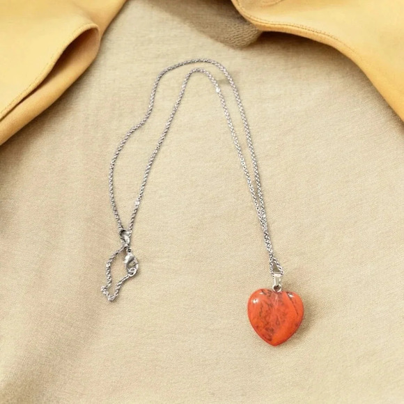 Heart Pendant Silver Plated Necklace - Picture 1 of 3